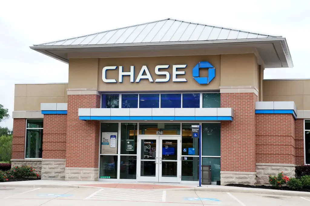 Chase Bank Glitch: Fast Earning Scheme Explained